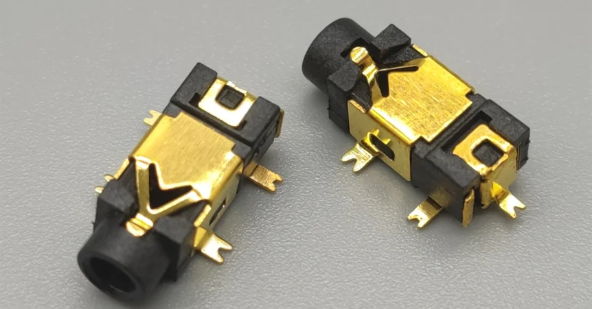 Audio and video converter 0.5A 30V DC,5-pin, 3.5mm, gold-plated copper contact, nested, PC package, IP20, rectangular.
